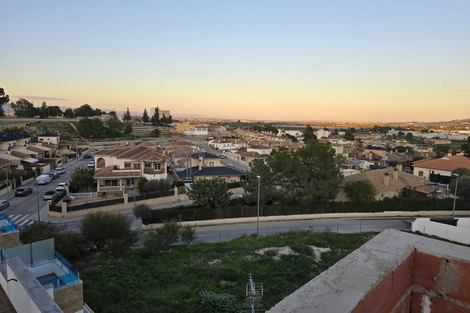 New Build - Town House -
Bigastro - pueblo