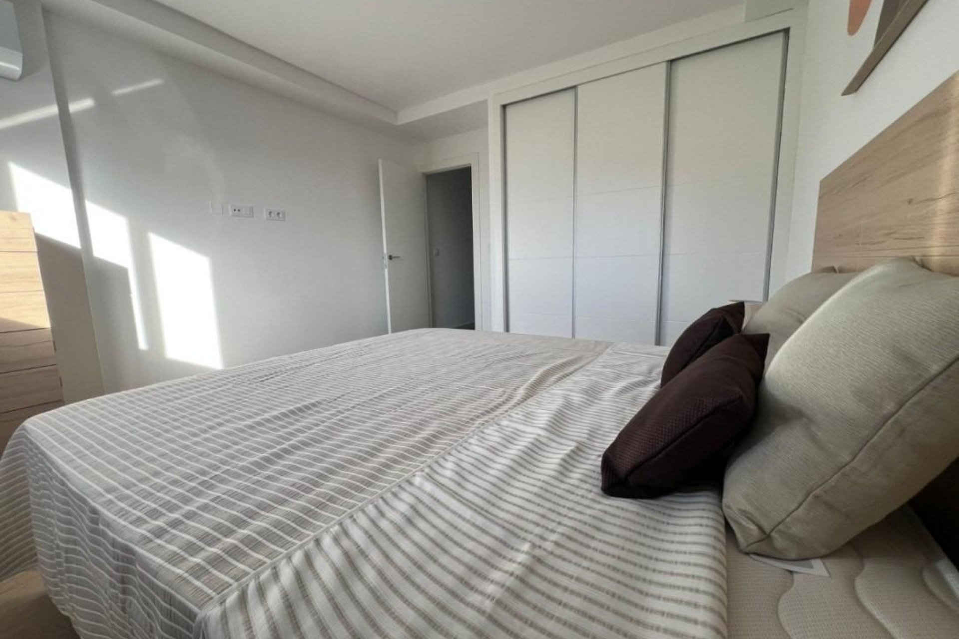 New Build - Town House -
La Union - centro