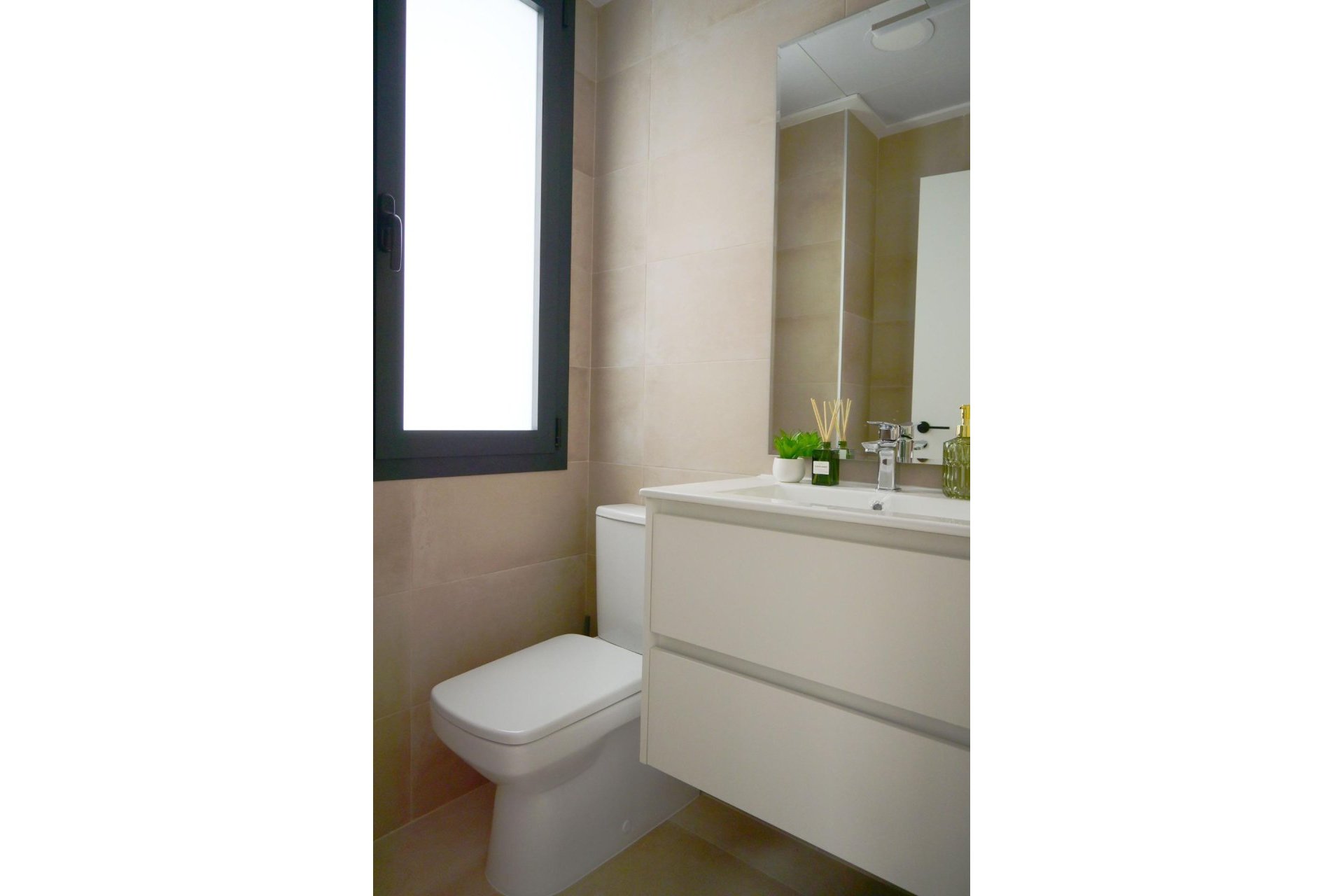 New Build - Villa -
Dolores - polideportivo