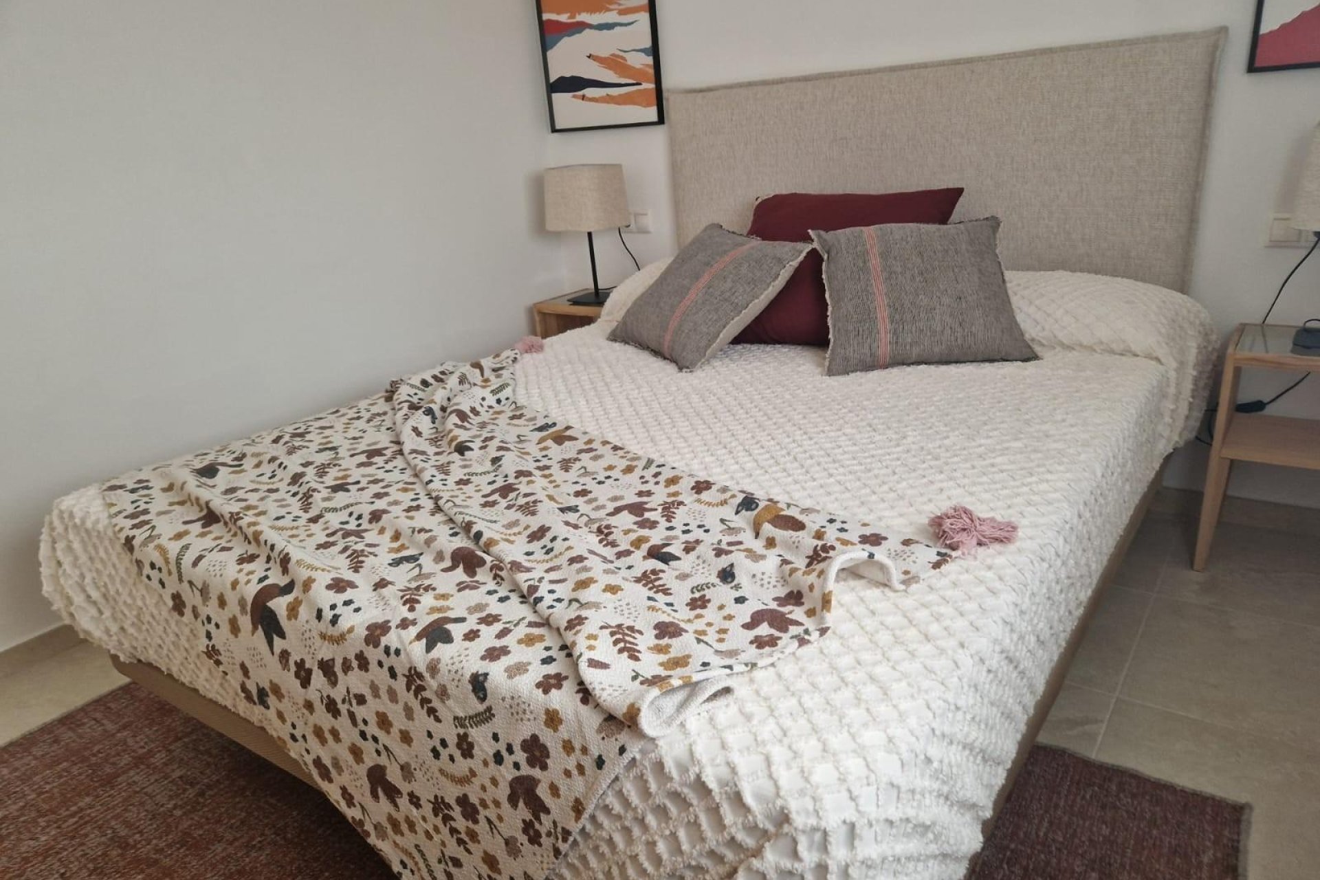 Nowy budynek - Apartment -
Avileses - pueblo