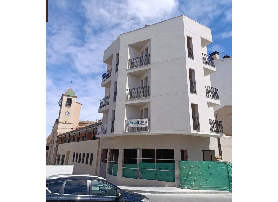 Nowy budynek - Apartment -
Bigastro - centro