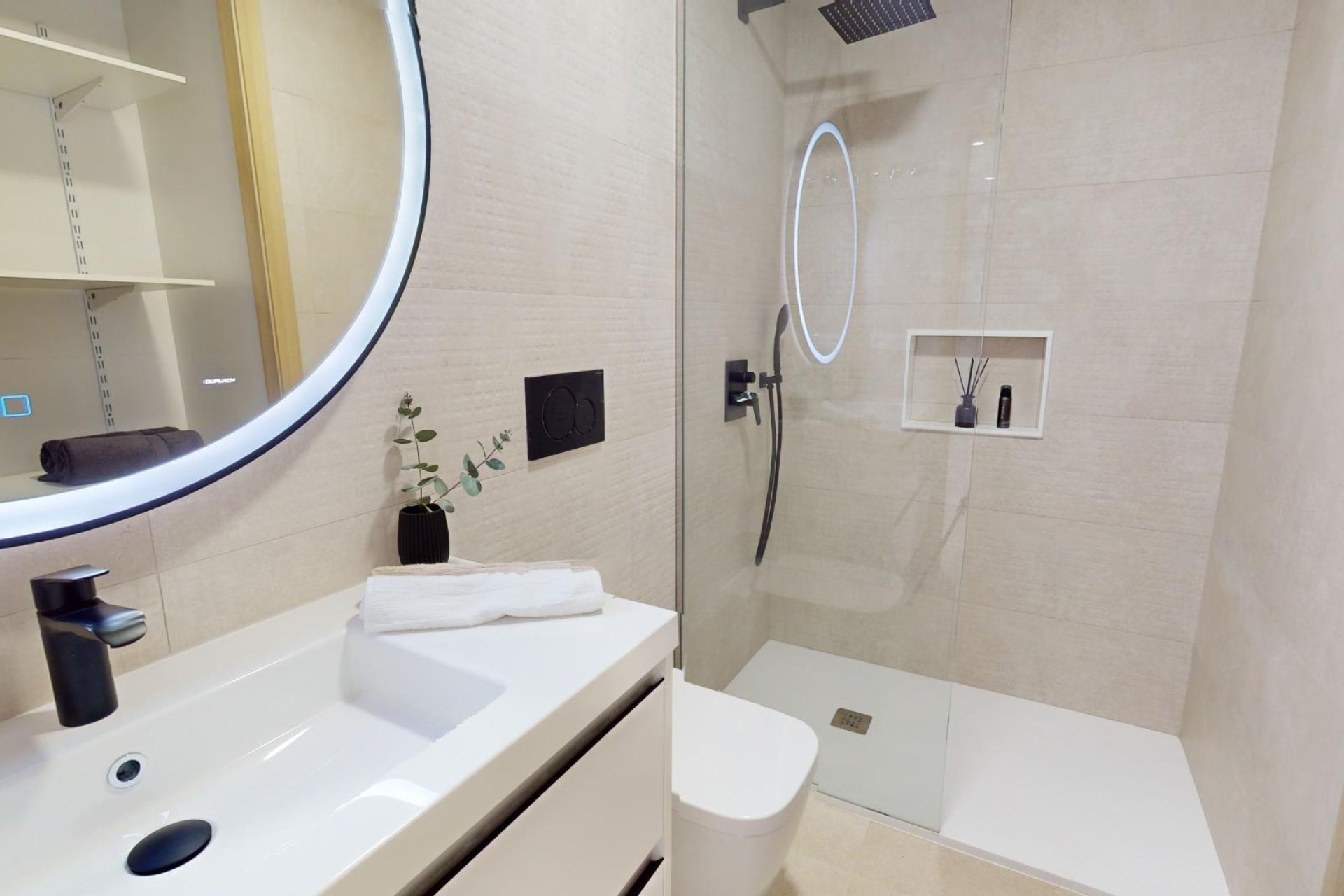 Nowy budynek - Apartment -
Guardamar del Segura - El Raso