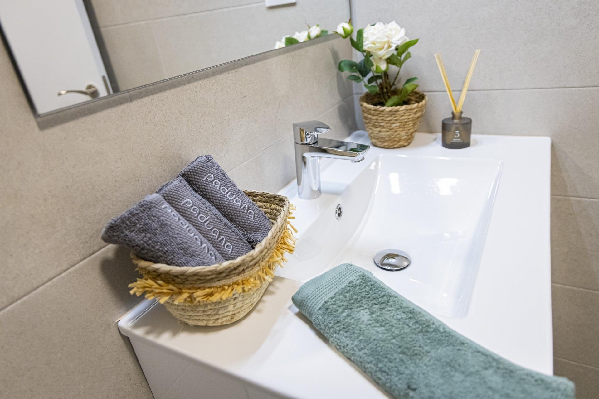 Nowy budynek - Apartment -
La Manga del Mar Menor - La Manga