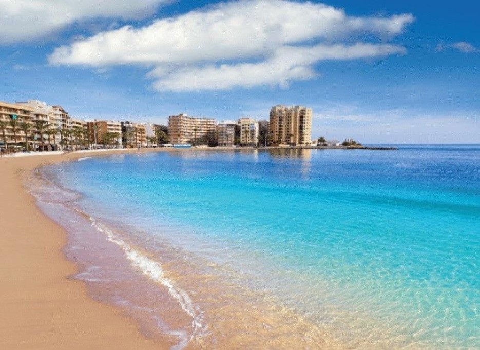 Nowy budynek - Apartment -
Torrevieja - Centro