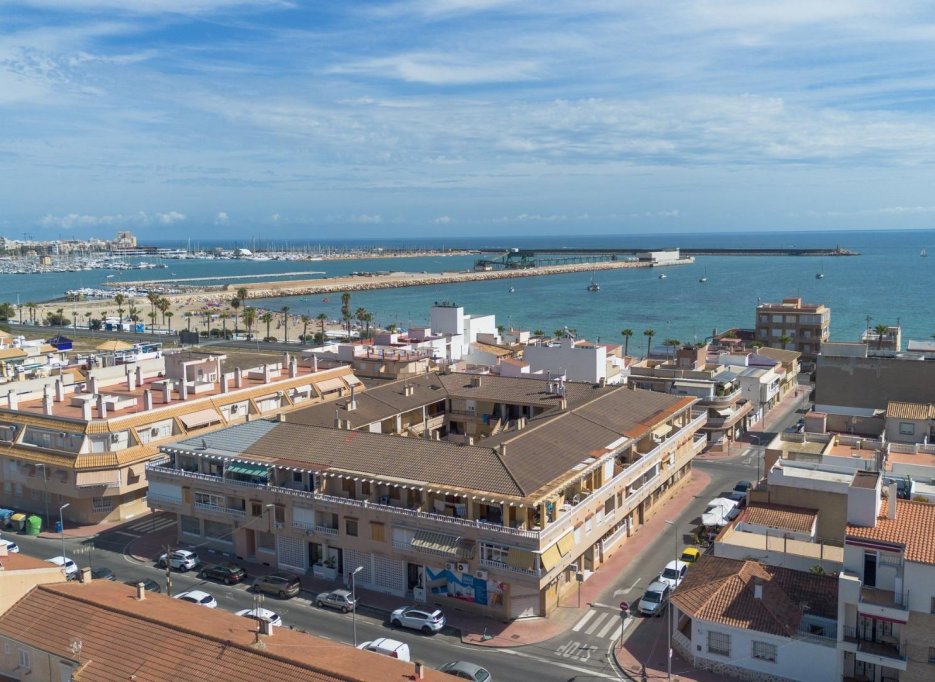 Nowy budynek - Apartment -
Torrevieja - Playa Los Naufragos