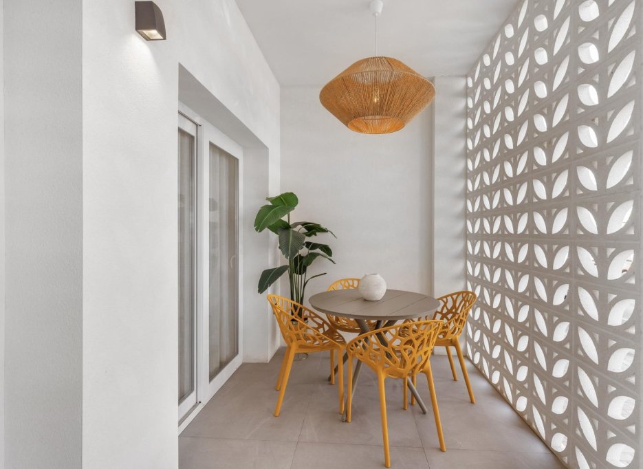 Nowy budynek - Apartment -
Torrevieja - Playa Los Naufragos