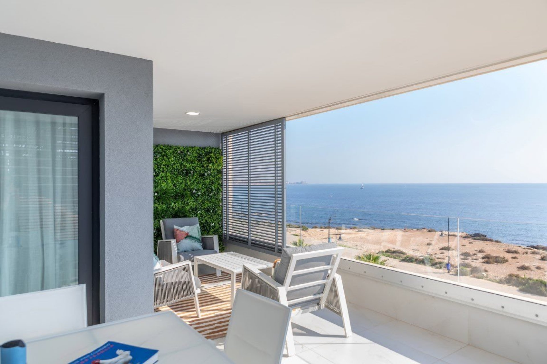 Nowy budynek - Apartment -
Torrevieja - Punta Prima