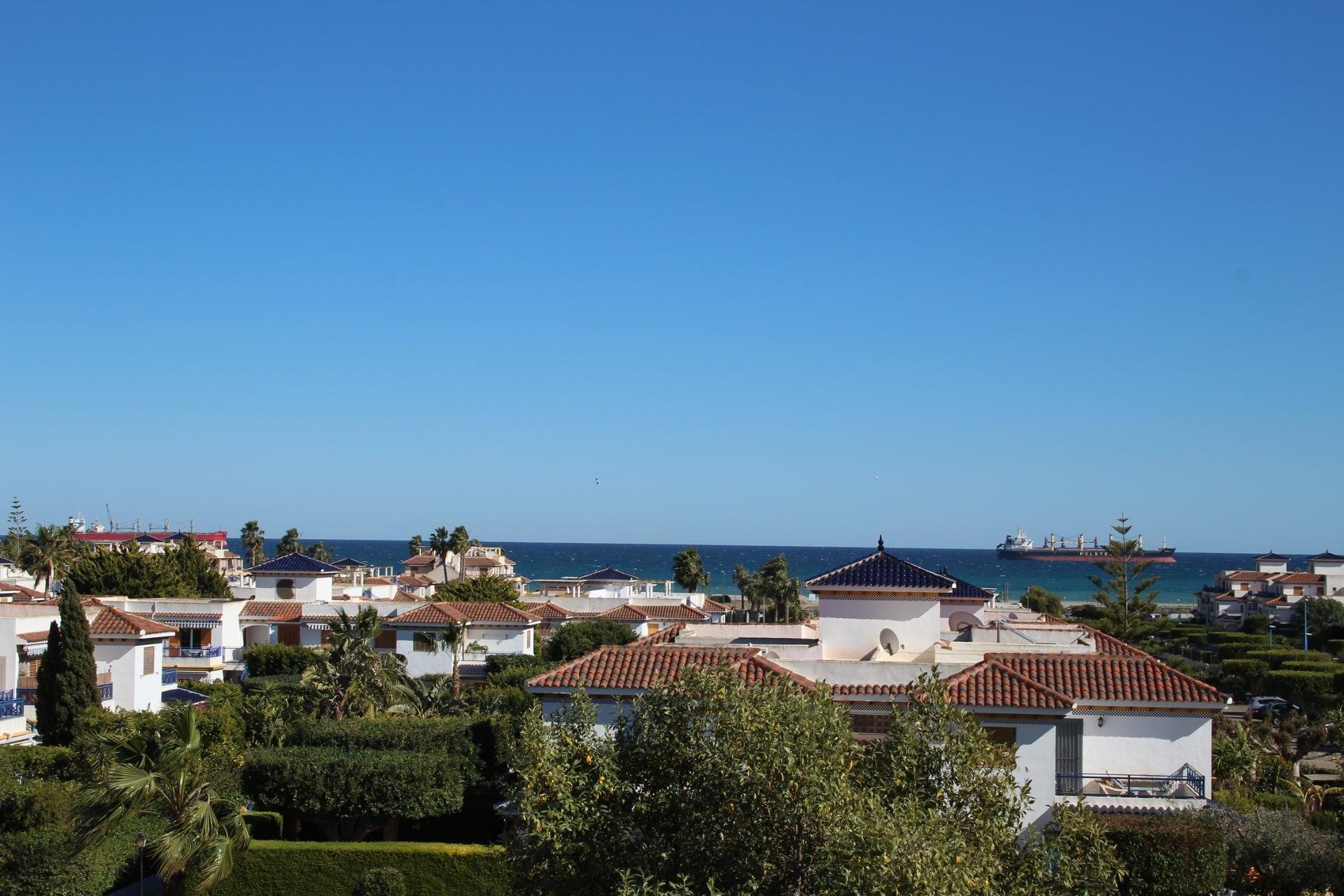 Nowy budynek - Apartment -
Vera - El Playazo