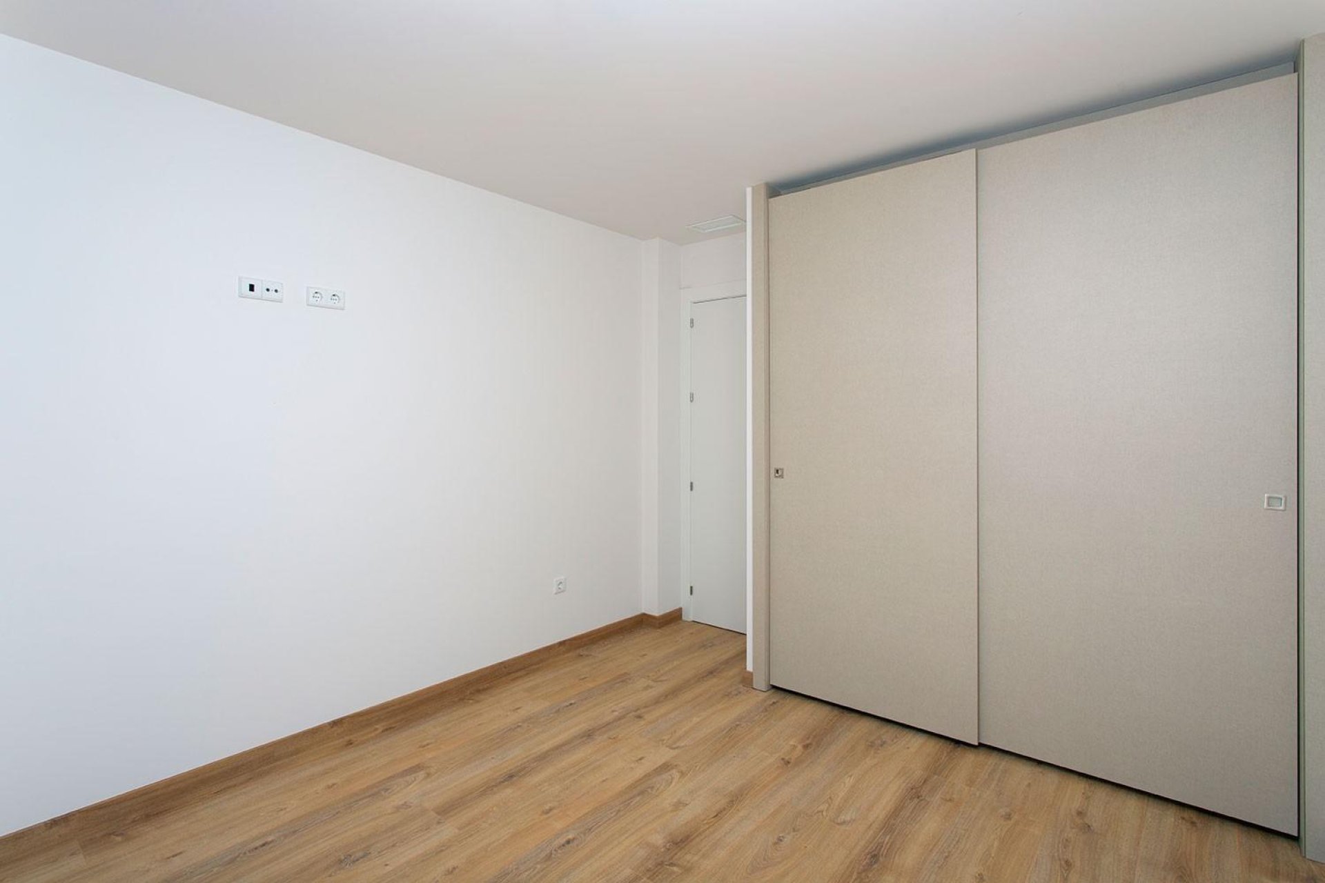 Nowy budynek - Bungalowy -
Hondón de las Nieves - El Salero