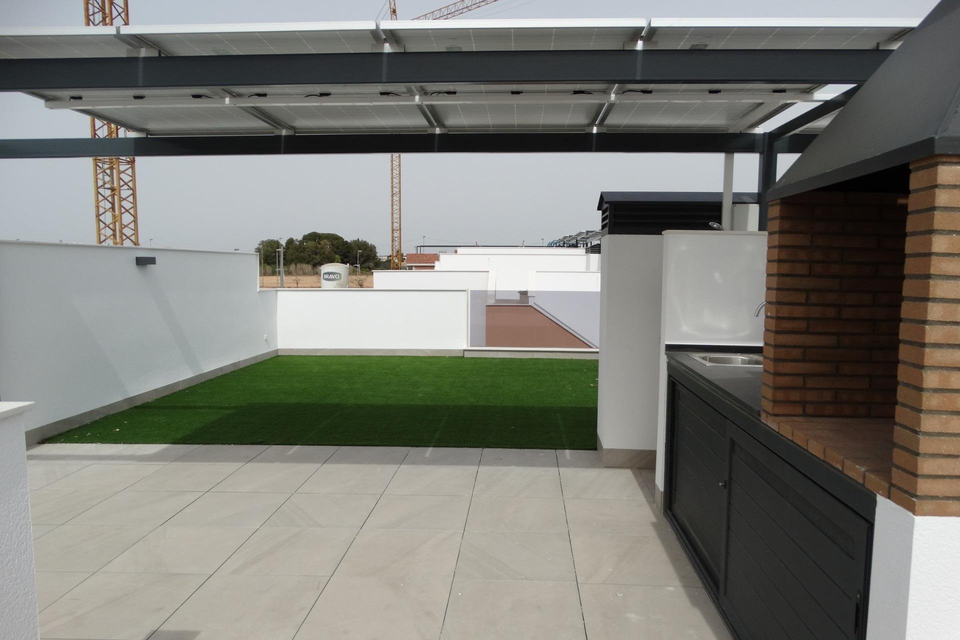 Nowy budynek - Bungalowy -
Pilar de la Horadada - pueblo
