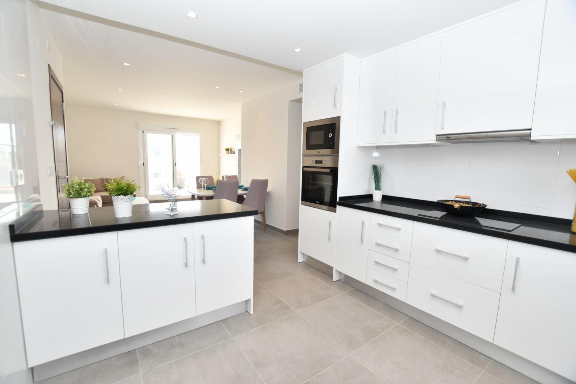 Nowy budynek - Bungalowy -
San Miguel de Salinas - La Cañada