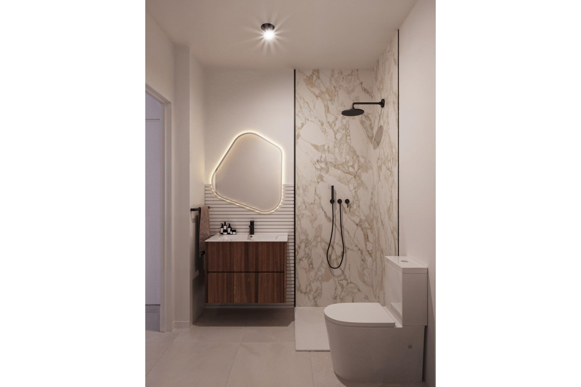 Nowy budynek - Bungalowy -
San Miguel de Salinas - Pueblo