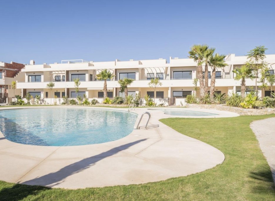 Nowy budynek - Bungalowy -
Torrevieja - La Veleta
