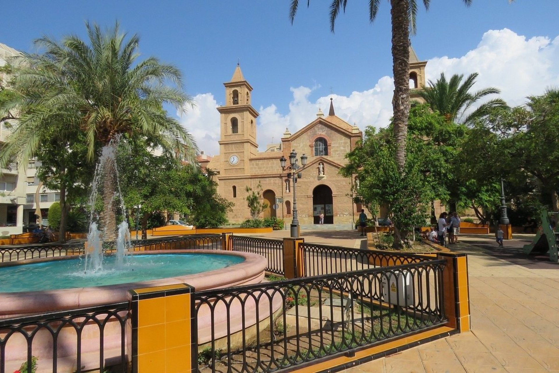 Nowy budynek - Bungalowy -
Torrevieja - Lago Jardín II