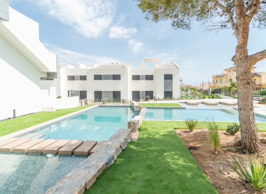 Nowy budynek - Bungalowy -
Torrevieja - Los Balcones