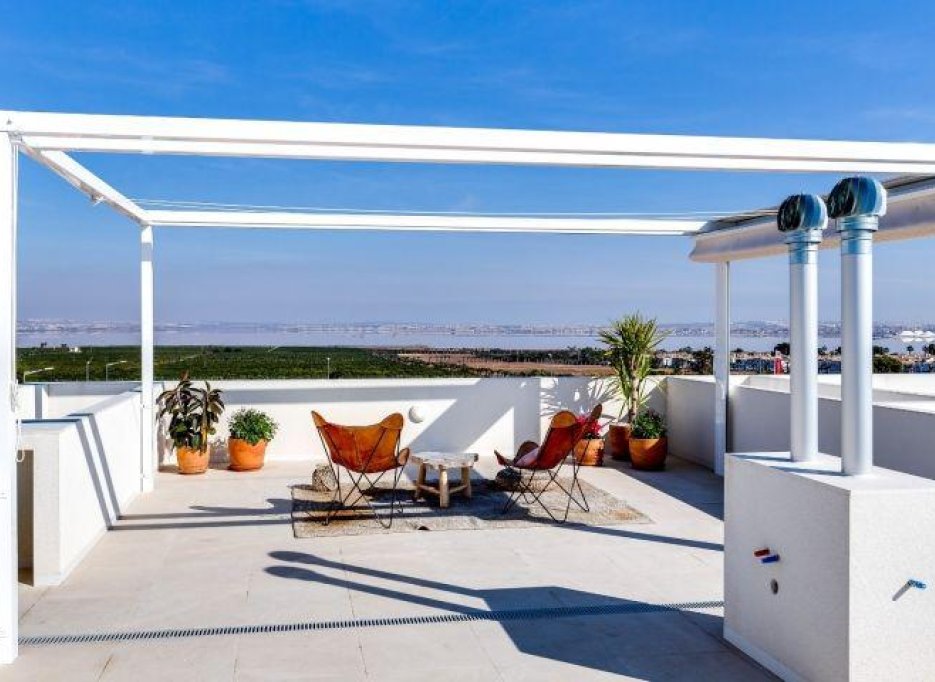 Nowy budynek - Bungalowy -
Torrevieja - Los Balcones