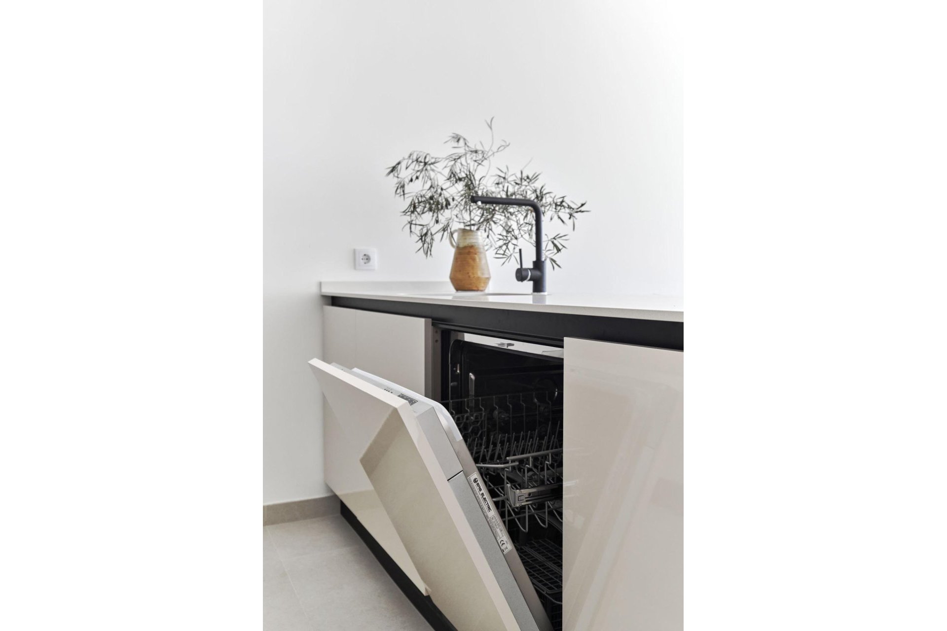 Nowy budynek - Bungalowy -
Torrevieja - Villa Amalia