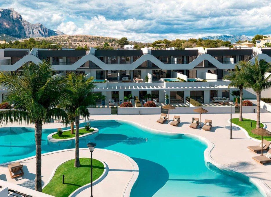 Nowy budynek - Daszek -
Alfas del Pí - Alfaz del Sol