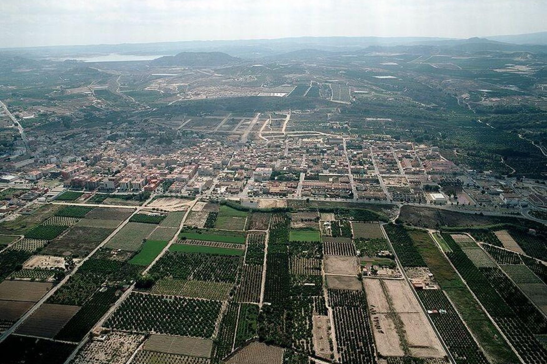 Nowy budynek - Daszek -
Bigastro - pueblo