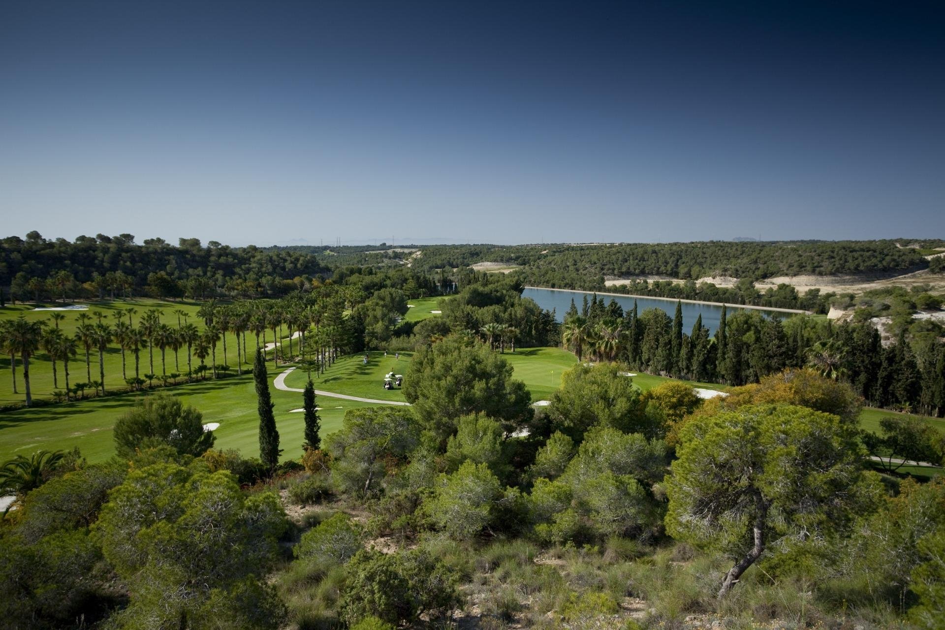 Nowy budynek - Daszek -
Orihuela Costa - Lomas de Campoamor