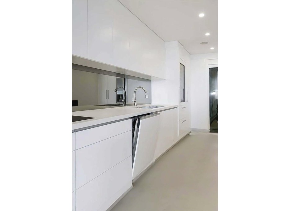 Nowy budynek - Daszek -
Relleu - pueblo