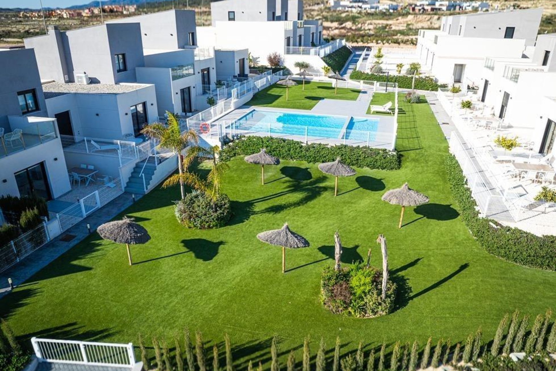 Nowy budynek - Town House -
Banos y Mendigo - Altaona Golf