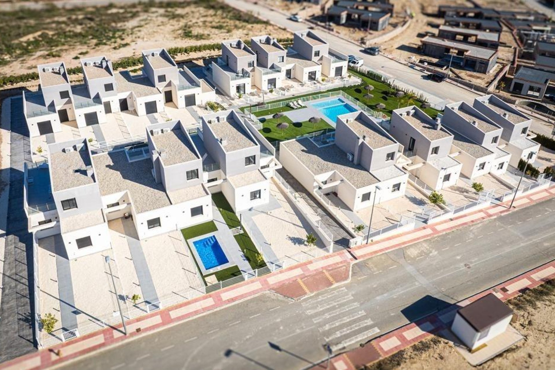 Nowy budynek - Town House -
Banos y Mendigo - Altaona Golf