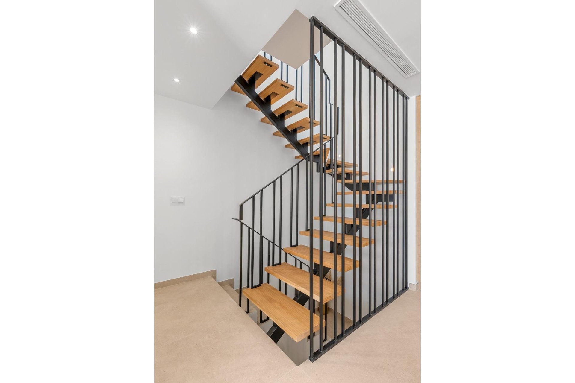 Nowy budynek - Town House -
Dolores - Sector 3