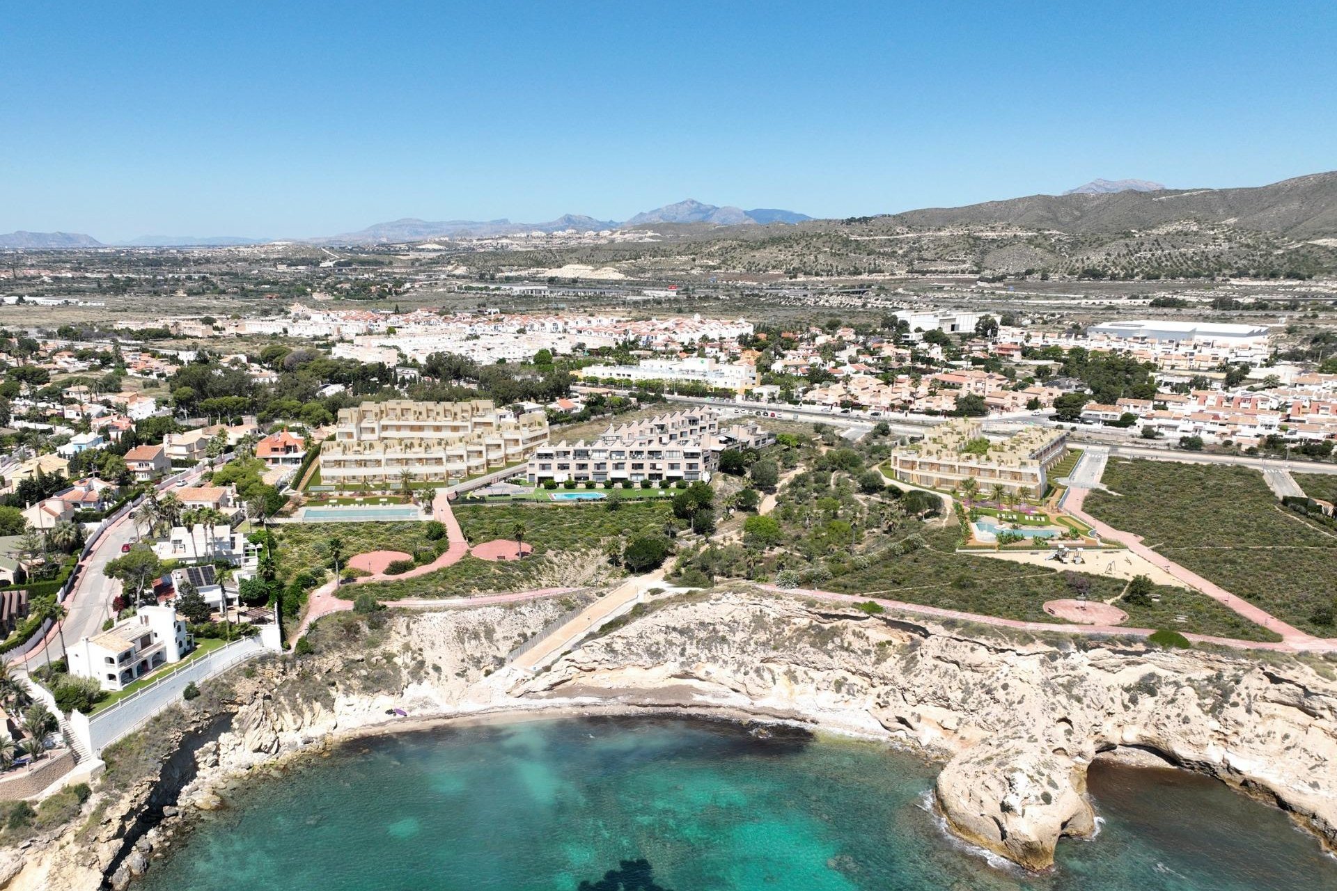 Nowy budynek - Town House -
El Campello - Platja de L´Amerador
