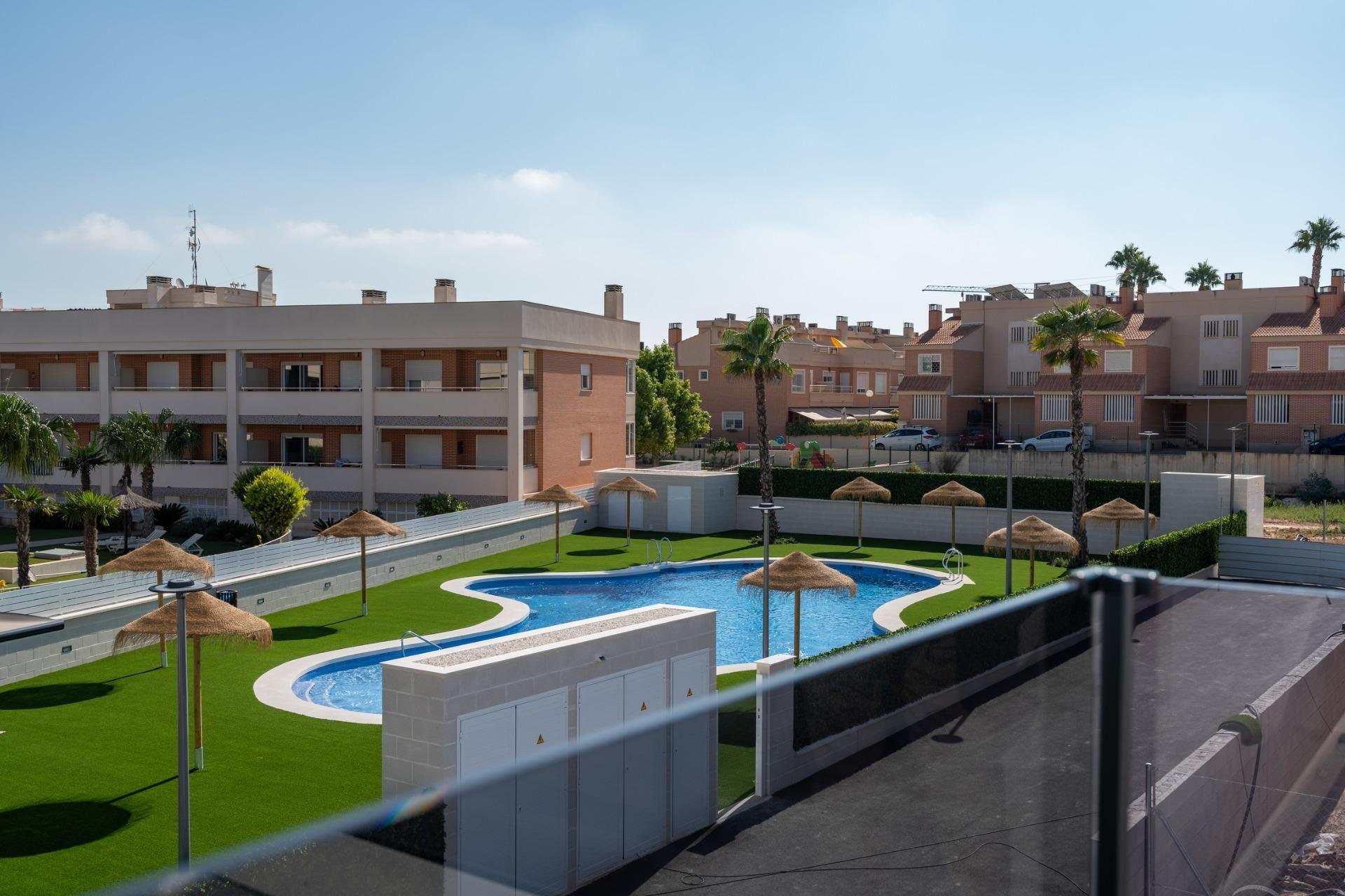 Nowy budynek - Town House -
Gran Alacant