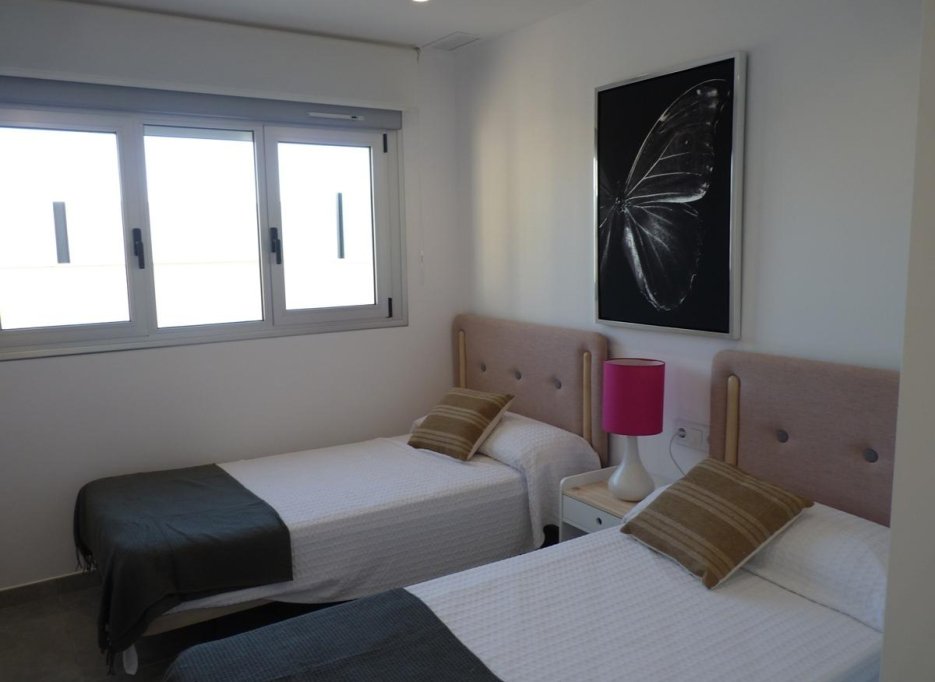 Nowy budynek - Town House -
Pilar de la Horadada