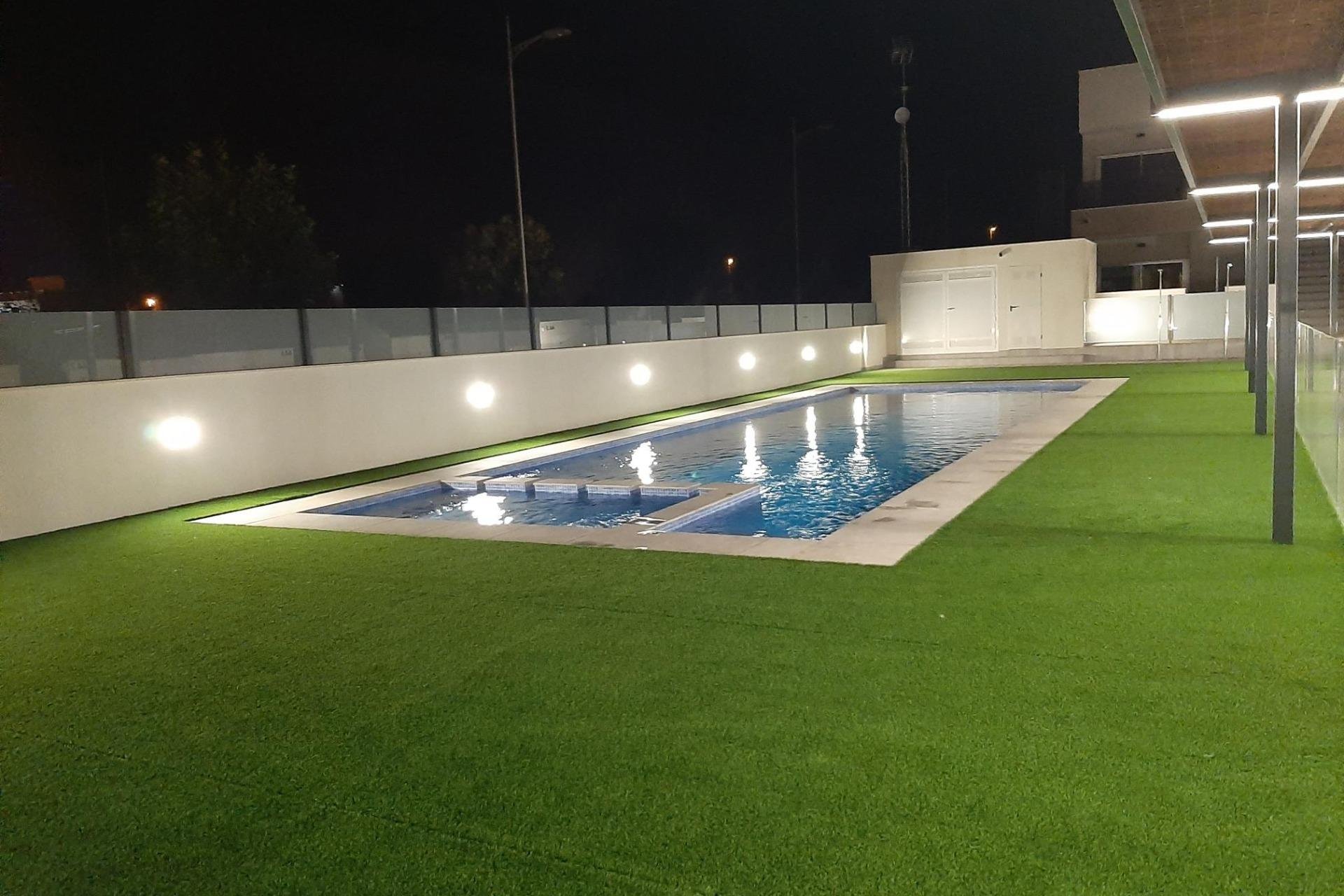 Nowy budynek - Town House -
Pilar de la Horadada