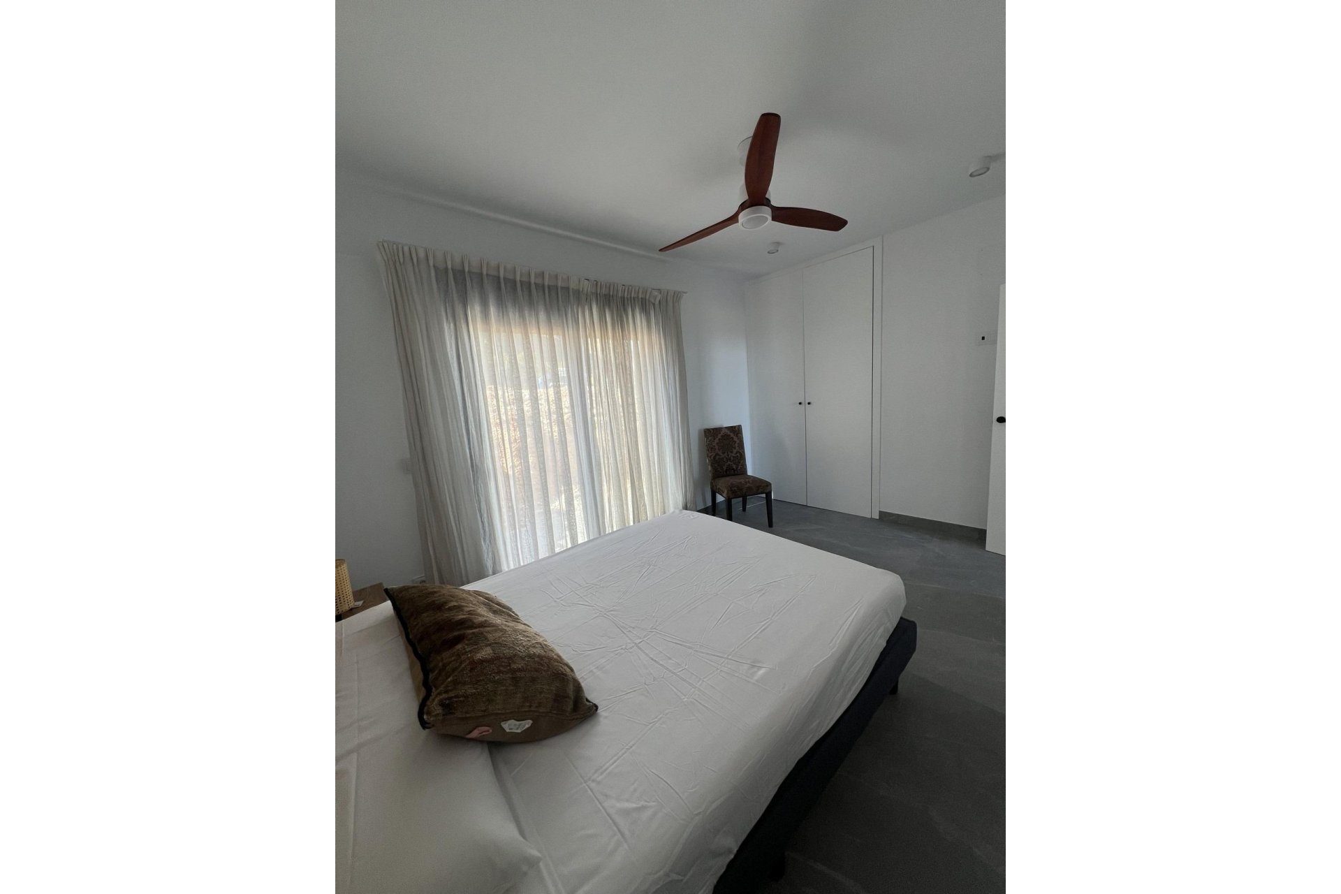 Nowy budynek - Town House -
Polop - PAU1