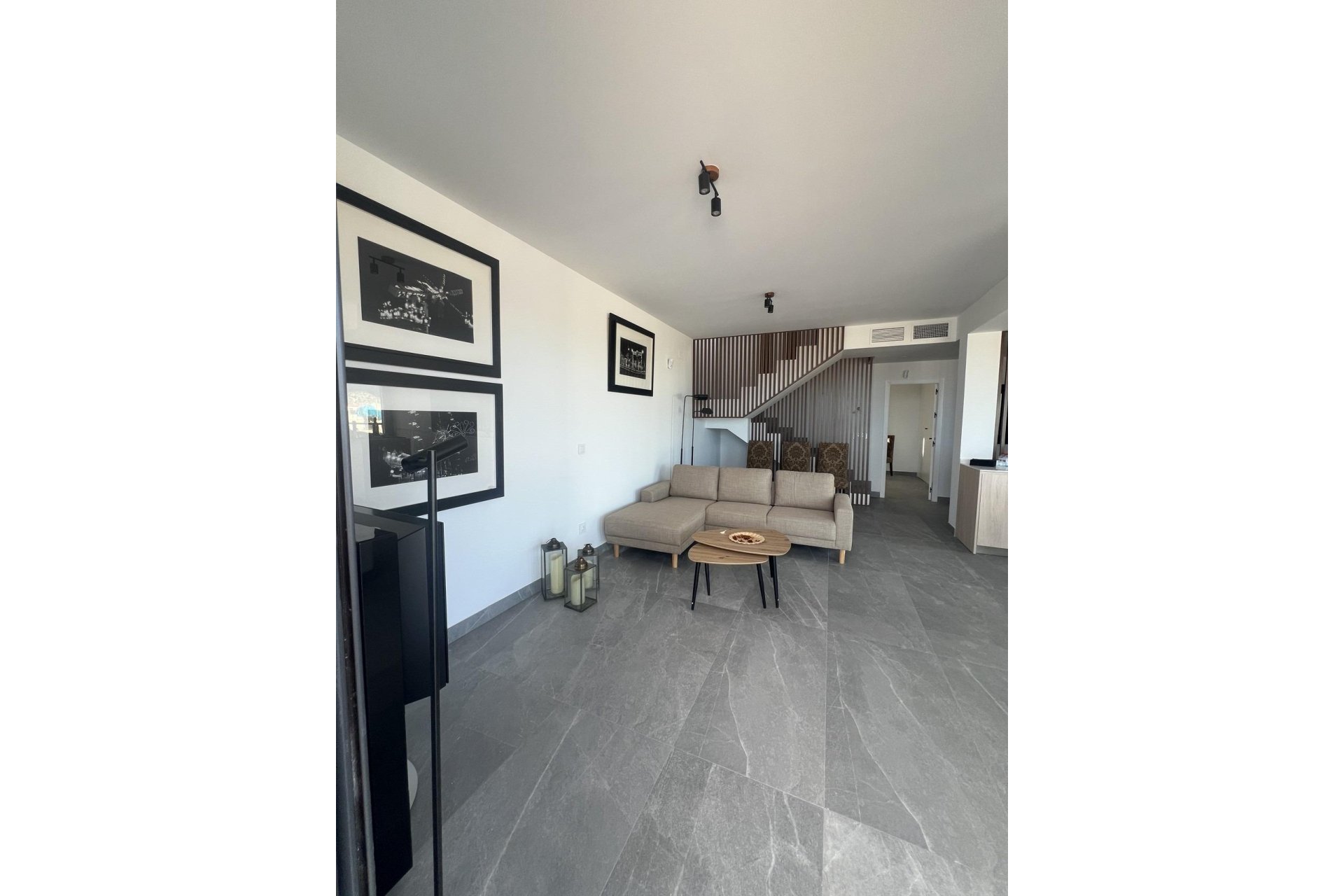 Nowy budynek - Town House -
Polop - PAU1