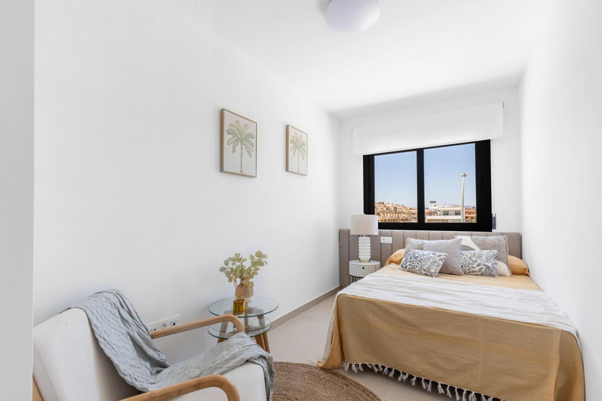 Nowy budynek - Town House -
Rafal - pueblo