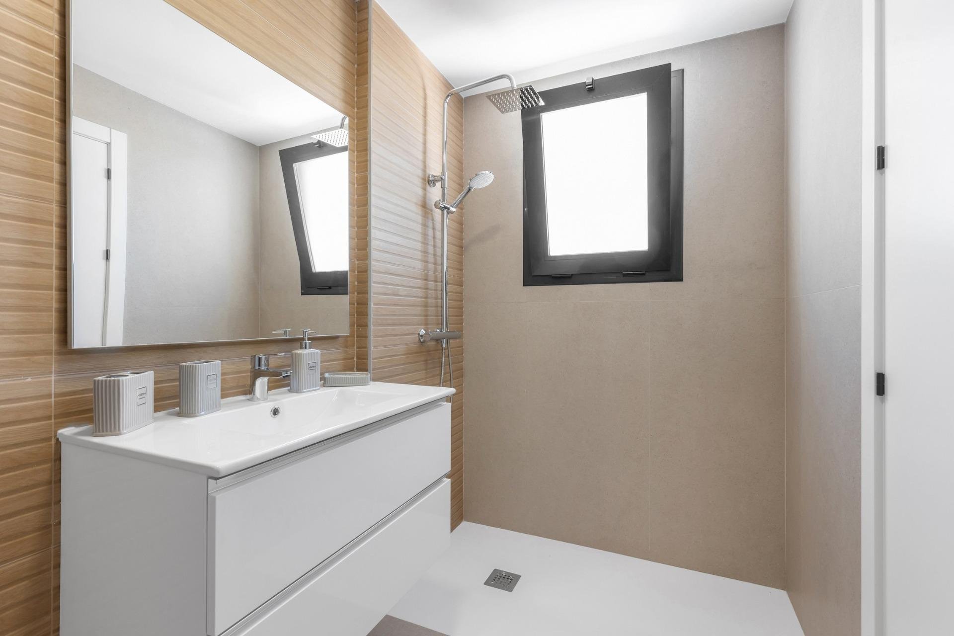 Nowy budynek - Town House -
Rafal - pueblo