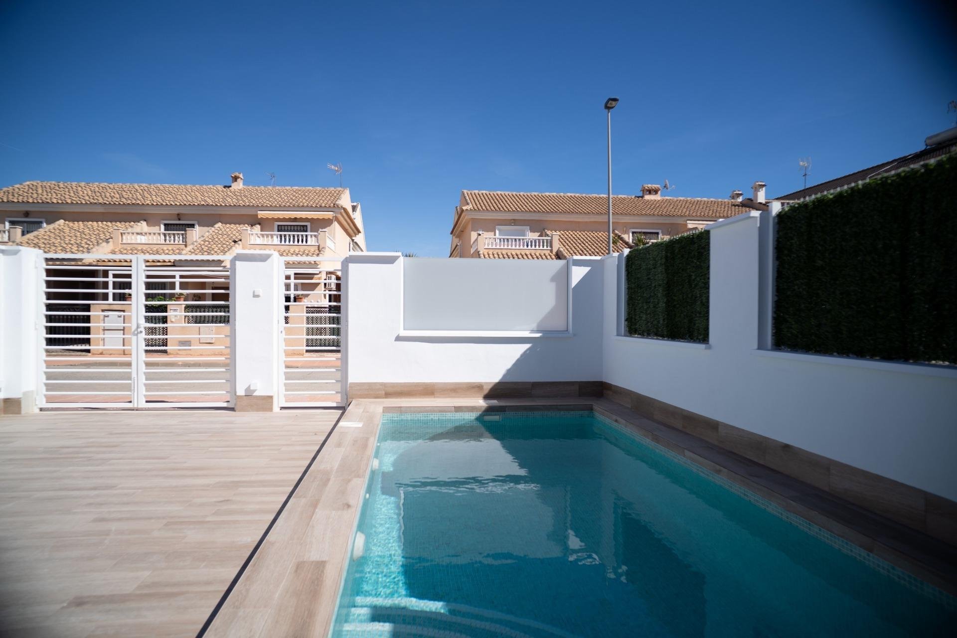 Nowy budynek - Town House -
San Javier - Parque del doce
