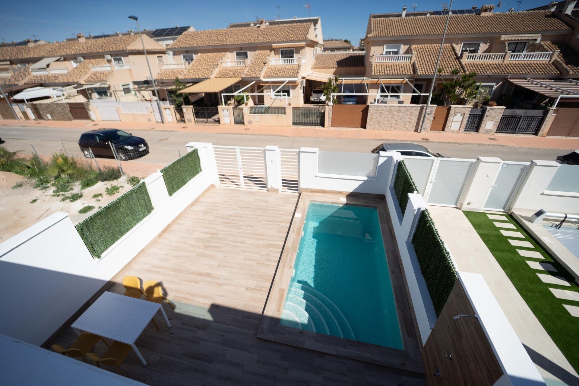 Nowy budynek - Town House -
San Javier - Parque del doce