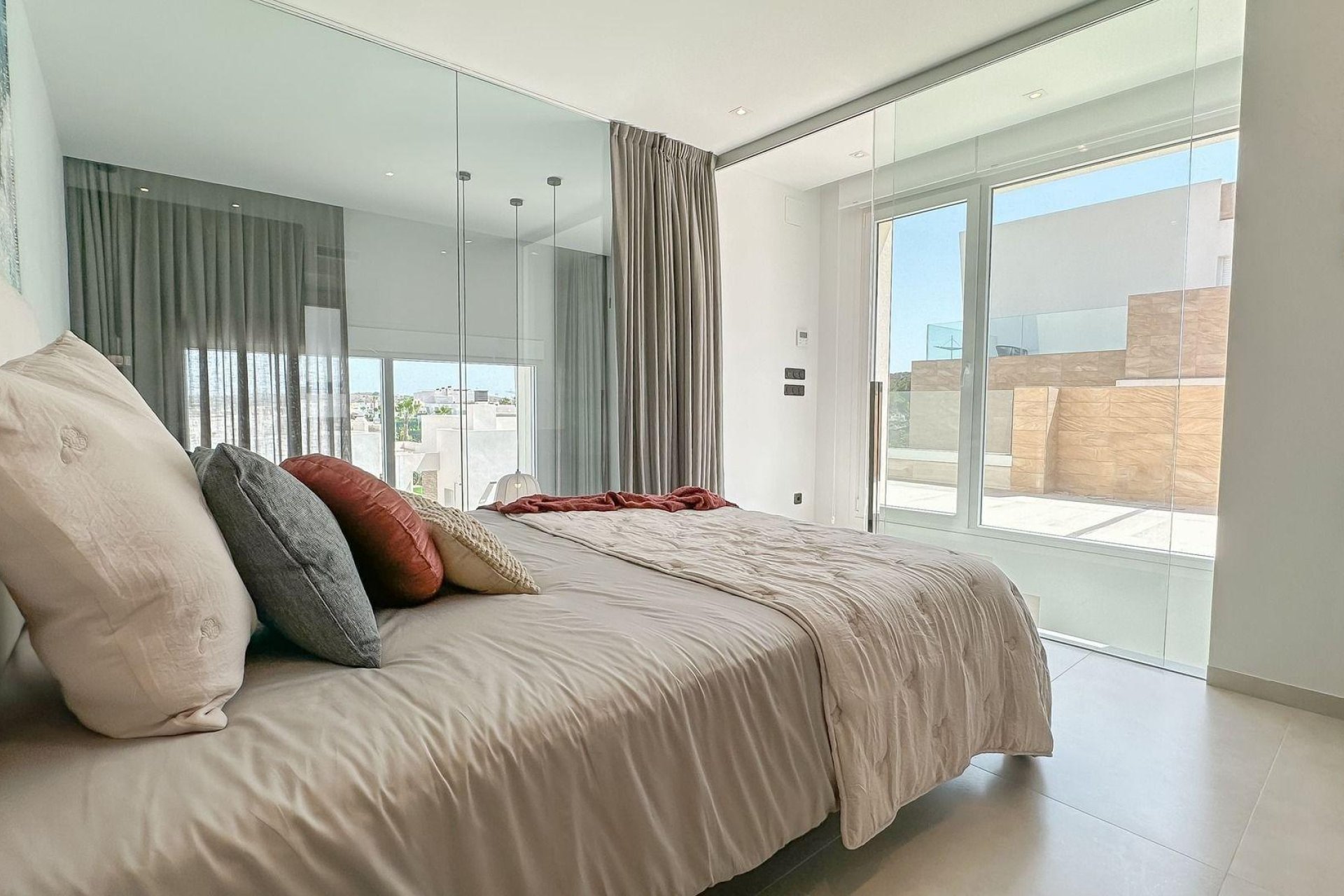 Nowy budynek - Villa -
Algorfa - La Finca Golf