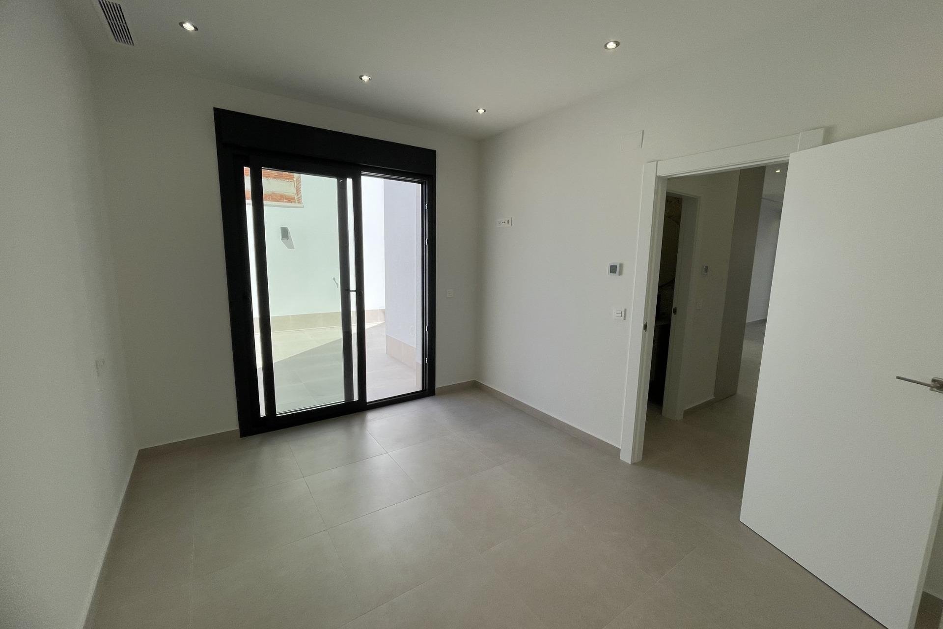 Nowy budynek - Villa -
Almoradí - Heredades