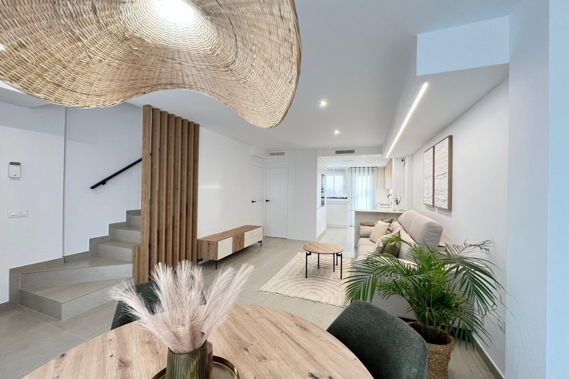 Nowy budynek - Villa -
Benferri - Benfis Park