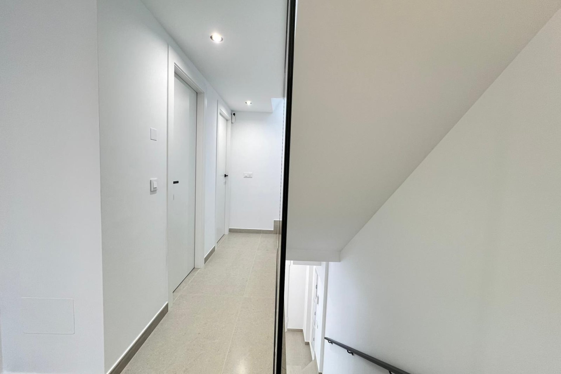 Nowy budynek - Villa -
Benferri - Benfis Park