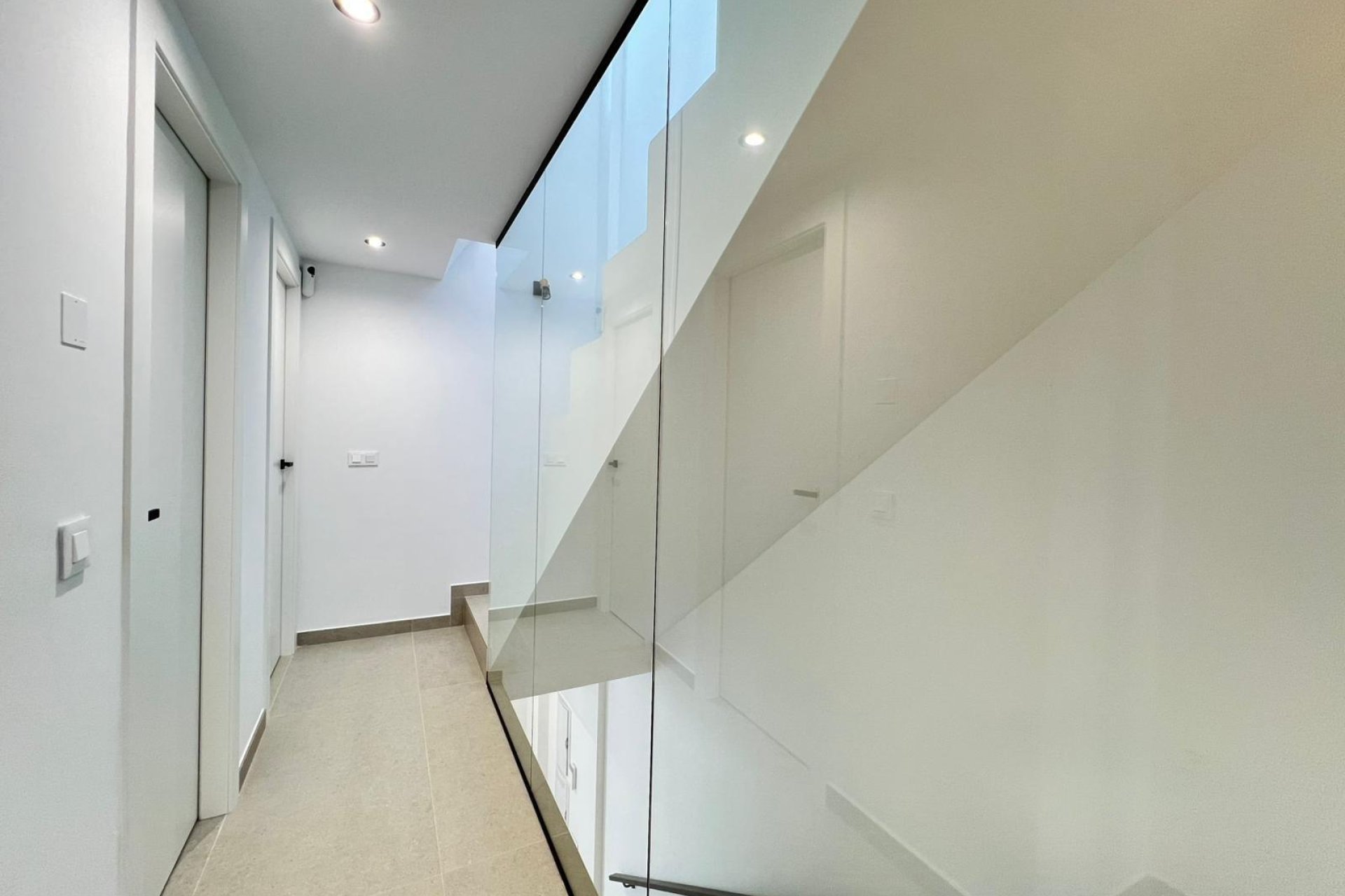 Nowy budynek - Villa -
Benferri - Benfis Park