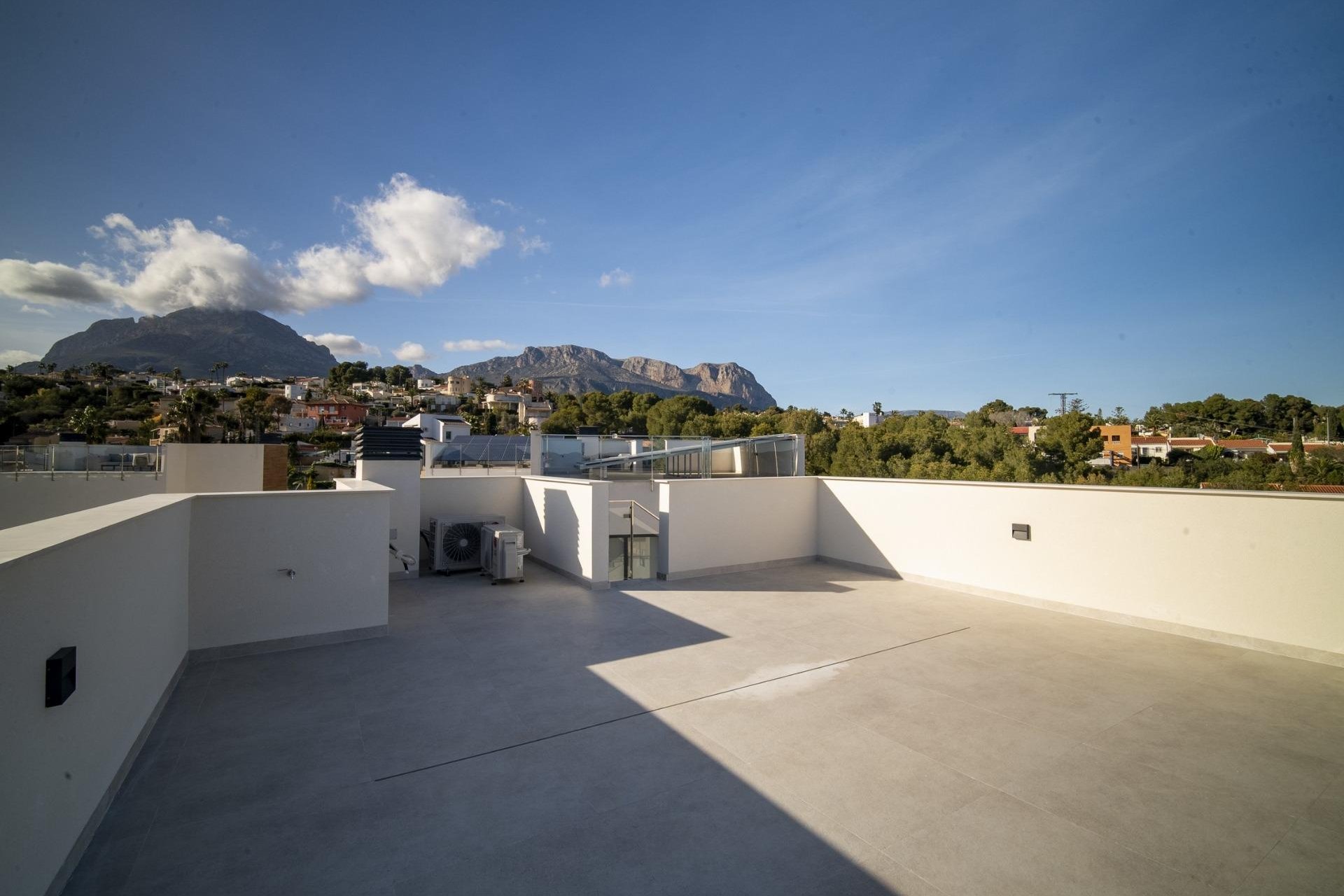 Nowy budynek - Villa -
La Nucía - Urb. Don Mar