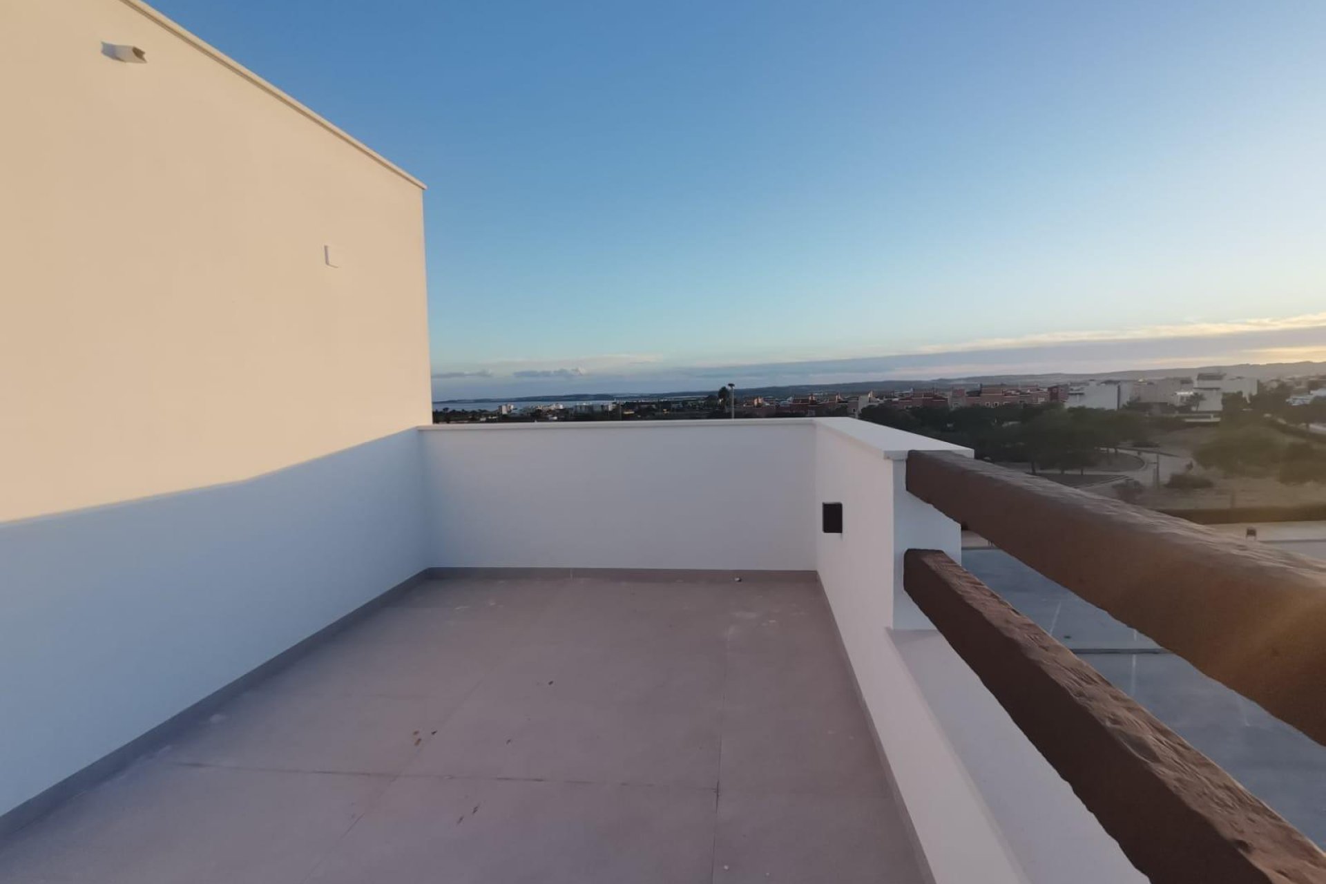 Nowy budynek - Villa -
Montesinos - La Herrada