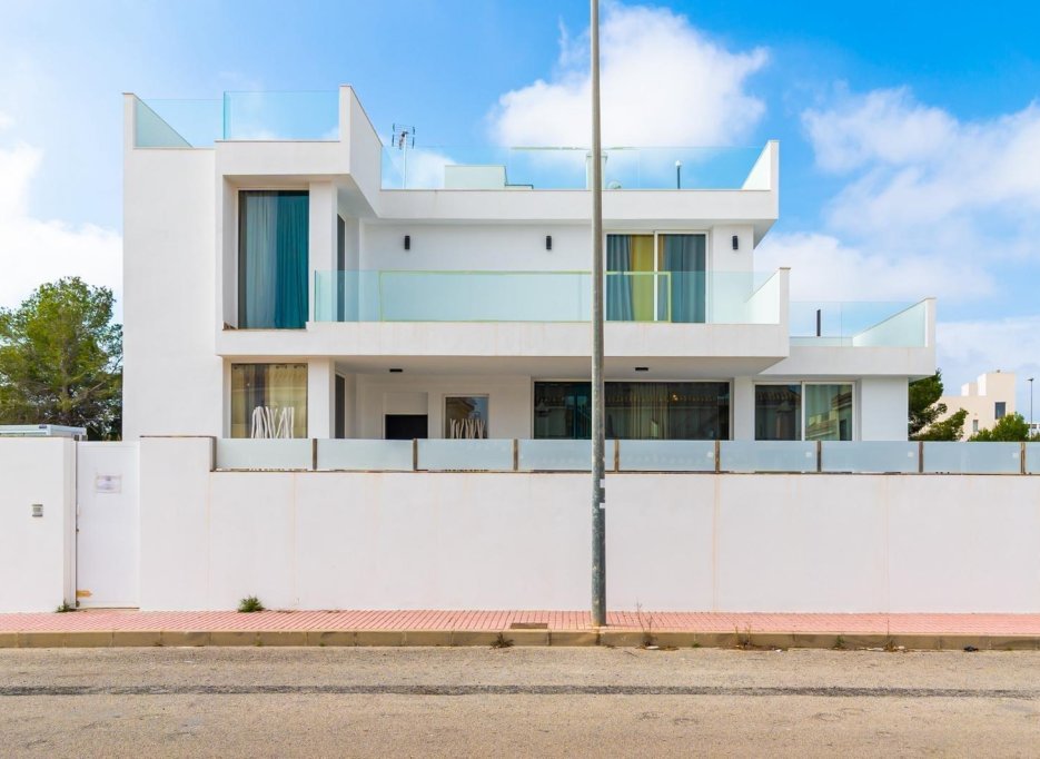 Nowy budynek - Villa -
Orihuela Costa - PAU 26