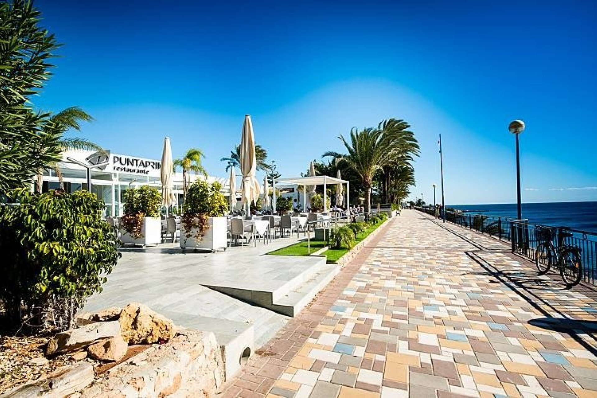 Nowy budynek - Villa -
Orihuela Costa - Punta Prima