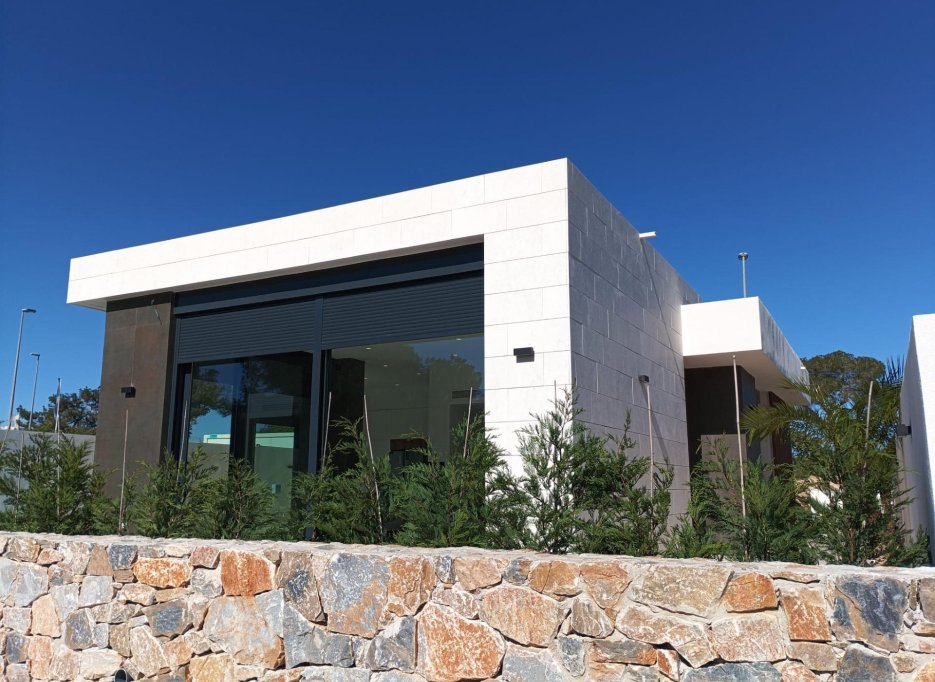 Nowy budynek - Villa -
Pilar de la Horadada - Roda Golf