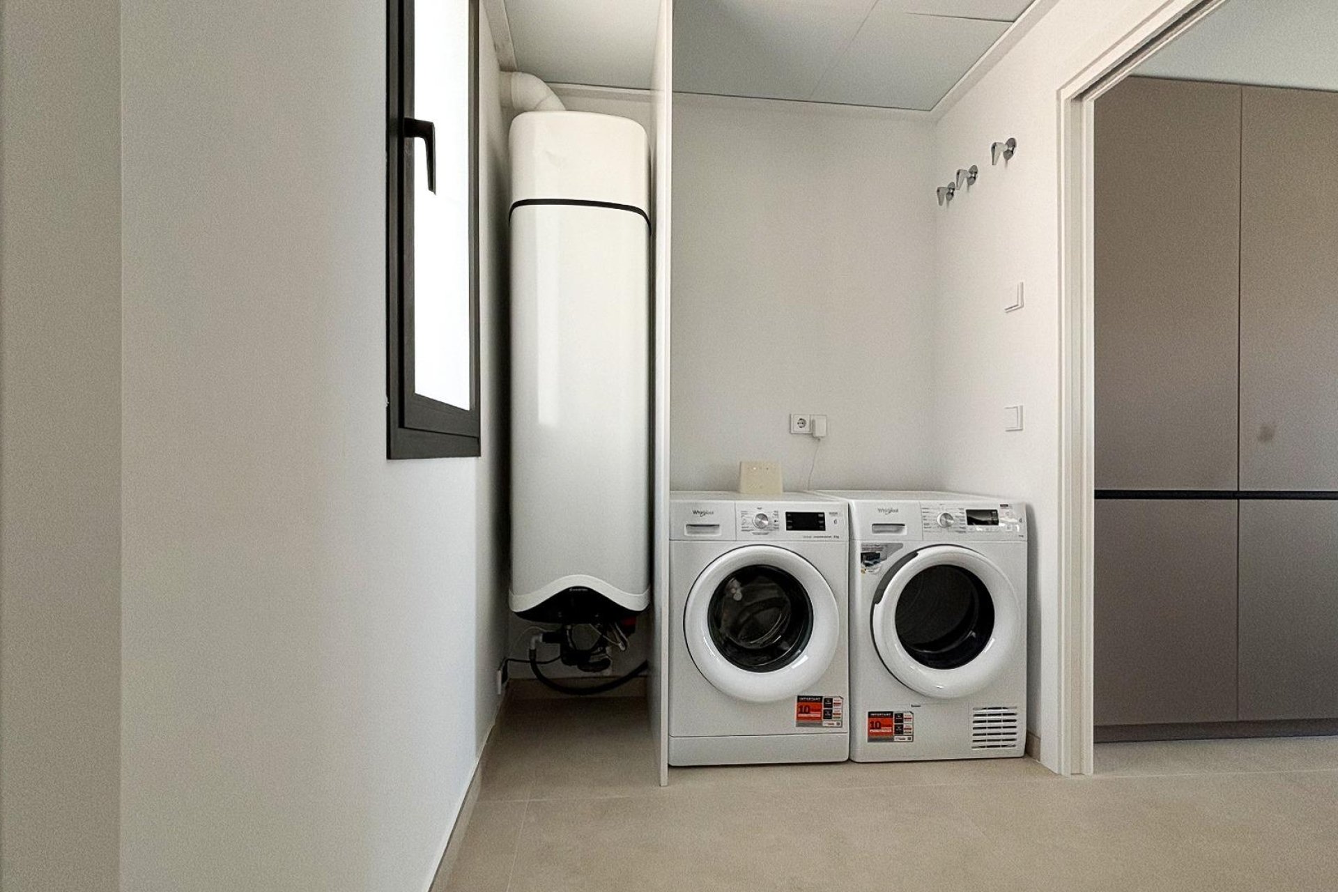 Nowy budynek - Villa -
Polop - PAU 1