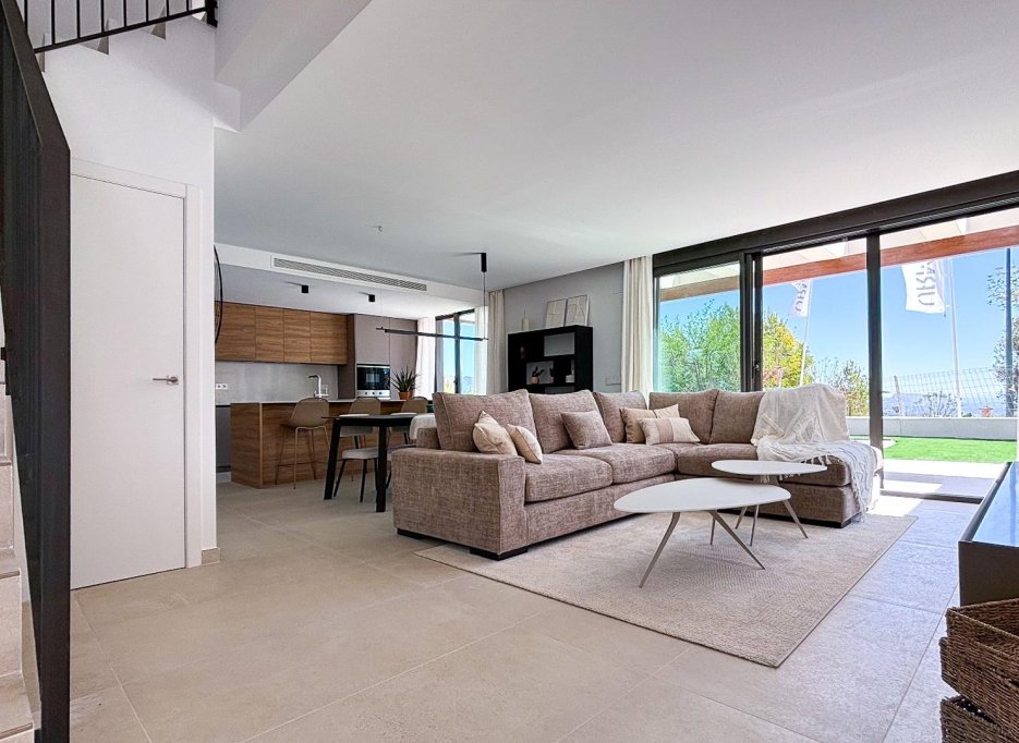 Nowy budynek - Villa -
Polop - PAU 1